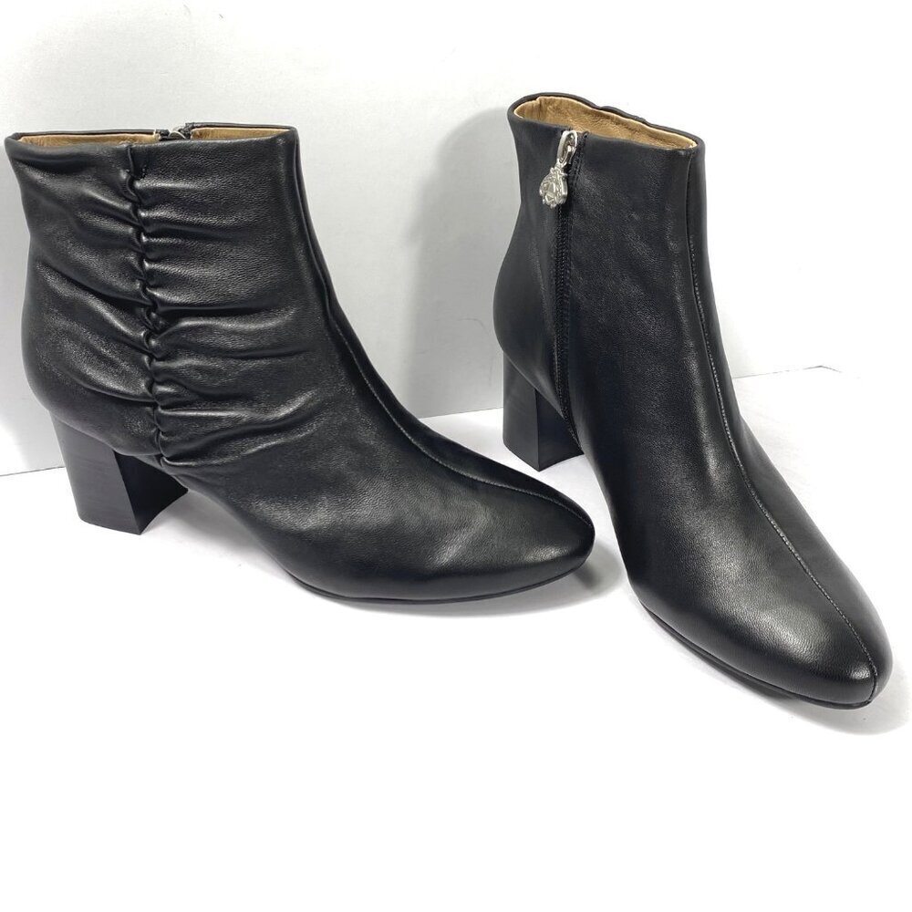 Bettye Muller Deena Booties Sz 9.5M Black Soft Napa Leather Heel Ankle Boots NEW